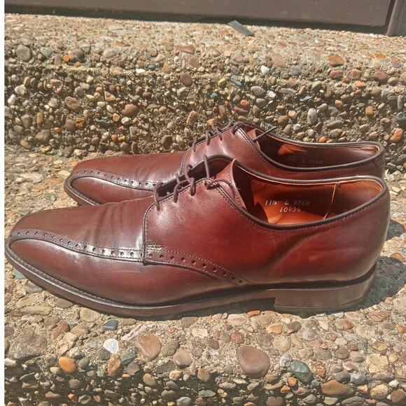 Allen Edmond Brown Bicycle Toe Oxfords -Size 11.5 B / Style # 10434 - Picture 3 of 10